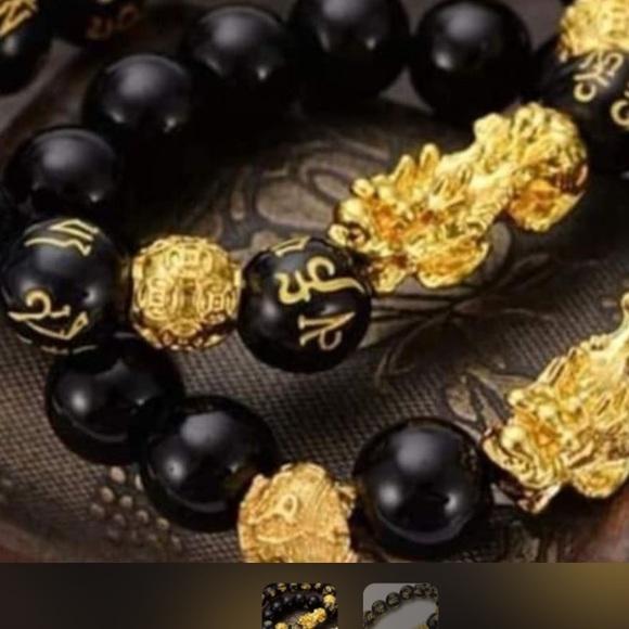 Black Onyx Wealth Charm Bracelet - Picture 3 of 4